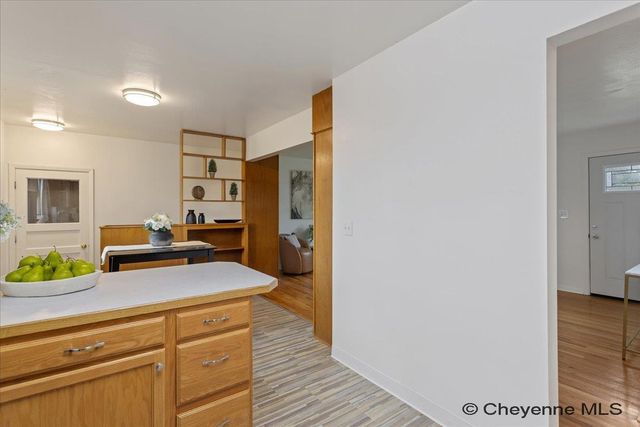 828 SUN VALLEY DR, Cheyenne, WY 82001