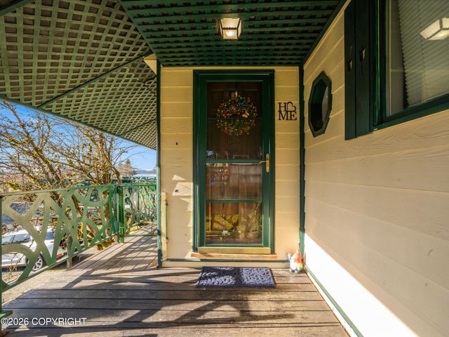 5526 N Tongass Highway, Ketchikan, AK 99901