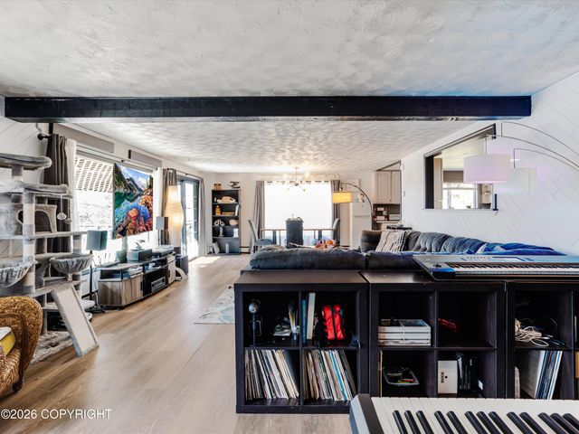 5526 N Tongass Highway, Ketchikan, AK 99901