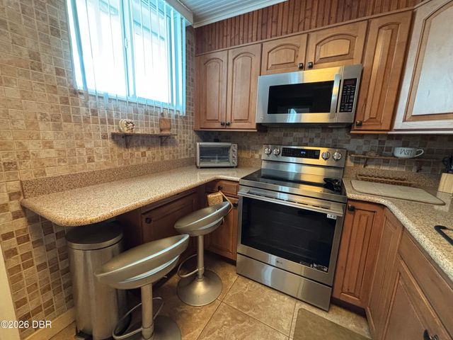 2727 N Atlantic Ave Unit 511, Daytona Beach, FL 32118