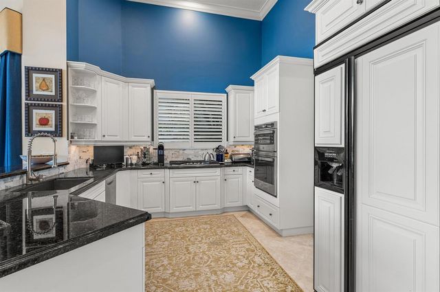 7011 Islegrove Place, Boca Raton, FL 33433