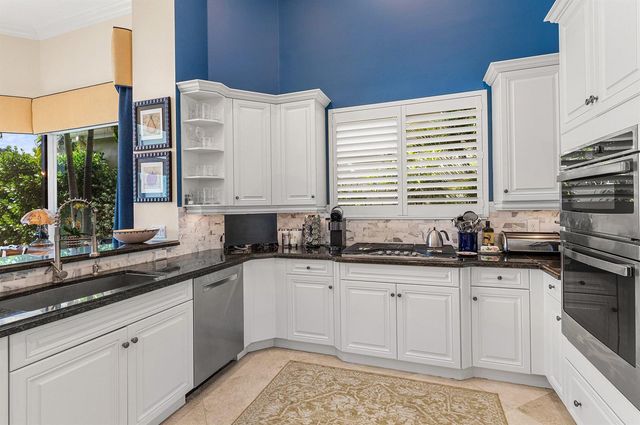 7011 Islegrove Place, Boca Raton, FL 33433