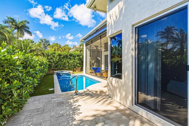 7011 Islegrove Place, Boca Raton, FL 33433