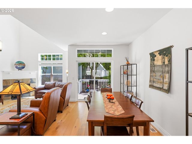 7860 Sw MATHENY Dr, Beaverton, OR 97008