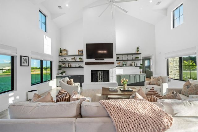 24118 Margerstadt Road, Hockley, TX 77447