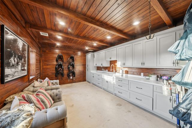 24118 Margerstadt Road, Hockley, TX 77447