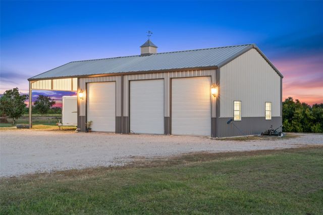 24118 Margerstadt Road, Hockley, TX 77447