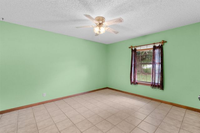 605 Oak Crest LN, Georgetown, TX 78628