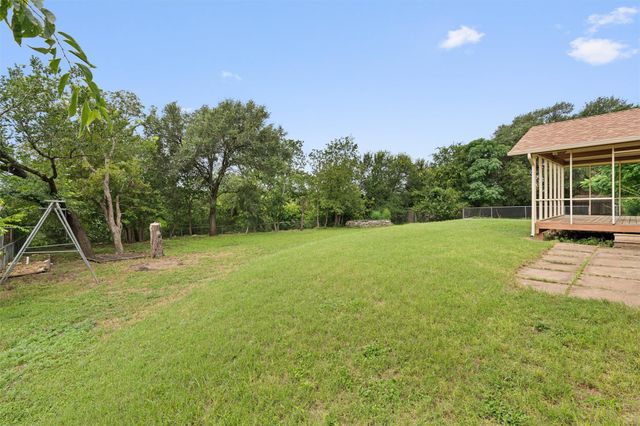 605 Oak Crest LN, Georgetown, TX 78628