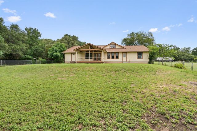 605 Oak Crest LN, Georgetown, TX 78628