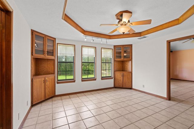 605 Oak Crest LN, Georgetown, TX 78628
