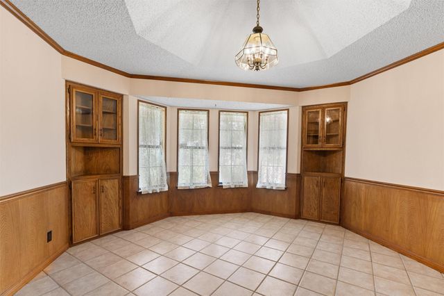 605 Oak Crest LN, Georgetown, TX 78628