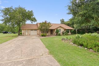 605 Oak Crest LN, Georgetown, TX 78628