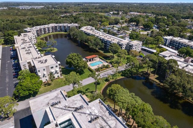 6190 80TH STREET N 403, St Petersburg, FL 33709