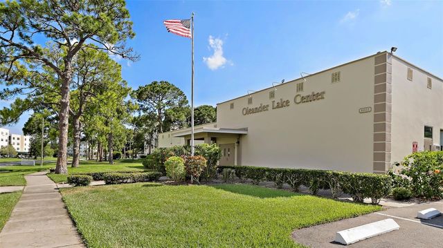 6190 80TH STREET N 403, St Petersburg, FL 33709