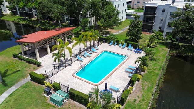 6190 80TH STREET N 403, St Petersburg, FL 33709