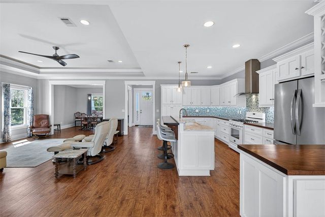 24 Bitter End Court, Waverly, GA 31565