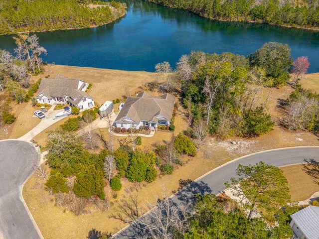 24 Bitter End Court, Waverly, GA 31565