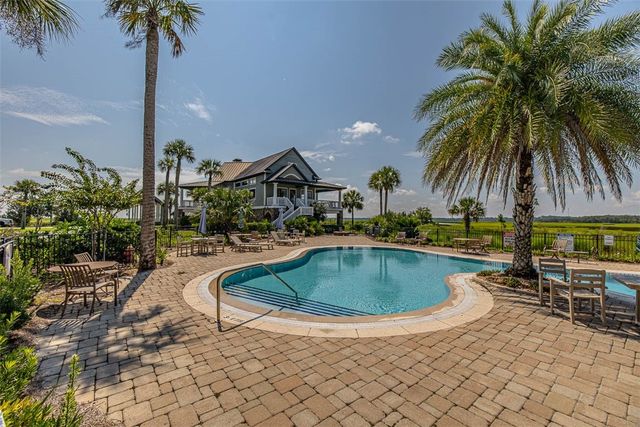 24 Bitter End Court, Waverly, GA 31565