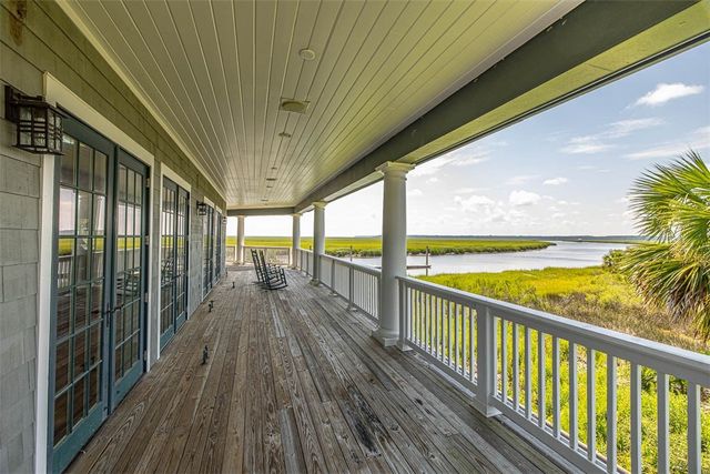 24 Bitter End Court, Waverly, GA 31565