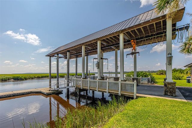 24 Bitter End Court, Waverly, GA 31565