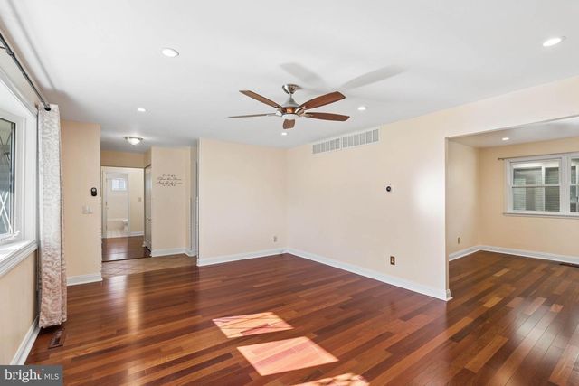 4 VEITCH CT, Baltimore, MD 21236