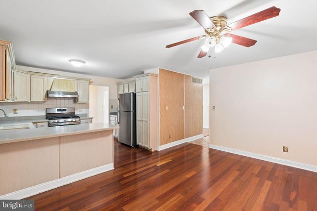 4 VEITCH CT, Baltimore, MD 21236