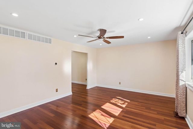 4 VEITCH CT, Baltimore, MD 21236