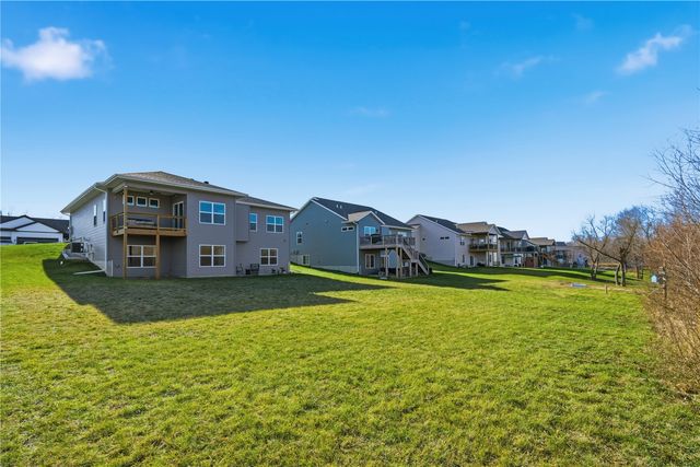 812 Old Mill Lane, Solon, IA 52333