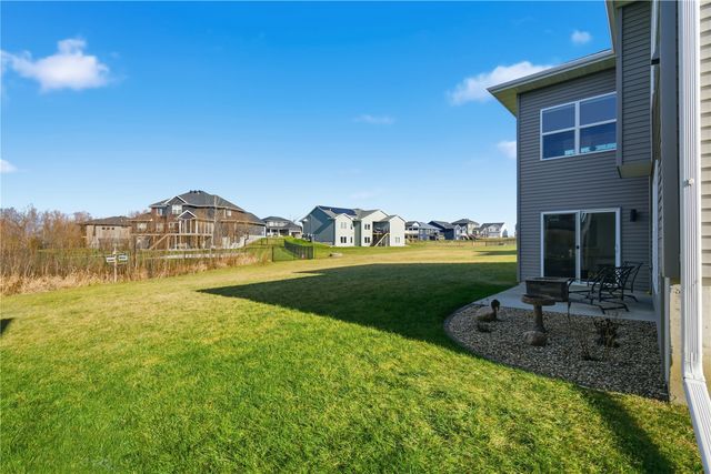 812 Old Mill Lane, Solon, IA 52333