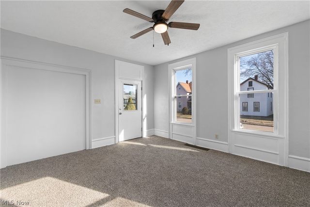 431 5th Street SW, Massillon, OH 44647