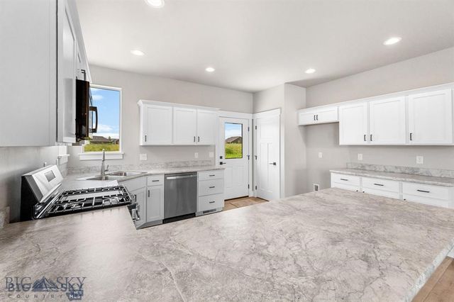 2307 Oriole Drive, Belgrade, MT 59714