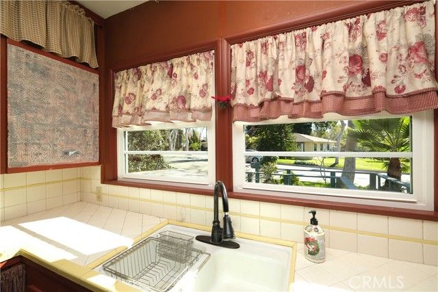 1060 Grandview, Fullerton, CA 92835