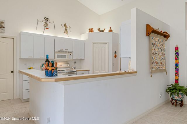 410 Oriole Lane, Indialantic, FL 32903