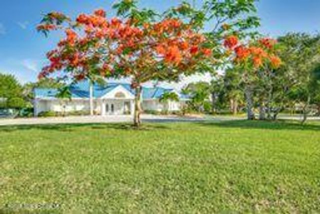 410 Oriole Lane, Indialantic, FL 32903