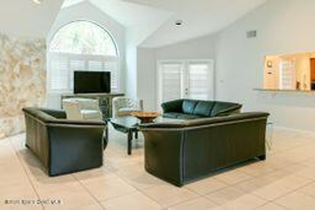 410 Oriole Lane, Indialantic, FL 32903