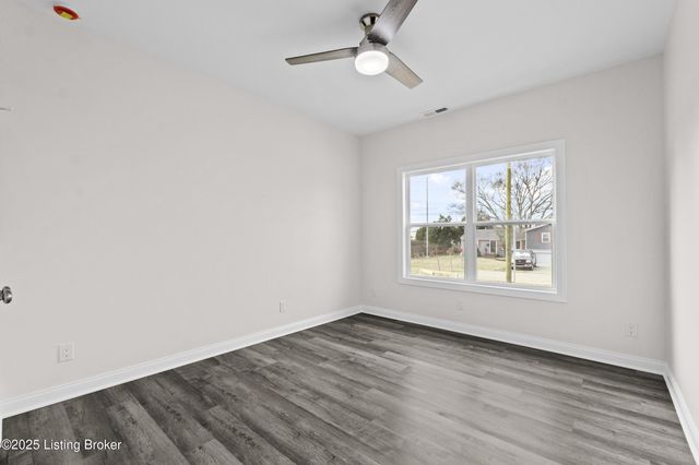 213 Alreva Rd, Louisville, KY 40216