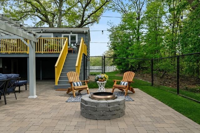 59 Amor Rd, Milton, MA 02186