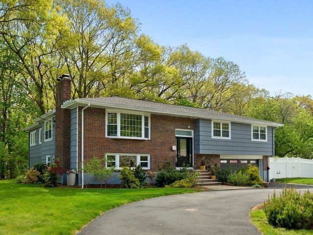 59 Amor Rd, Milton, MA 02186