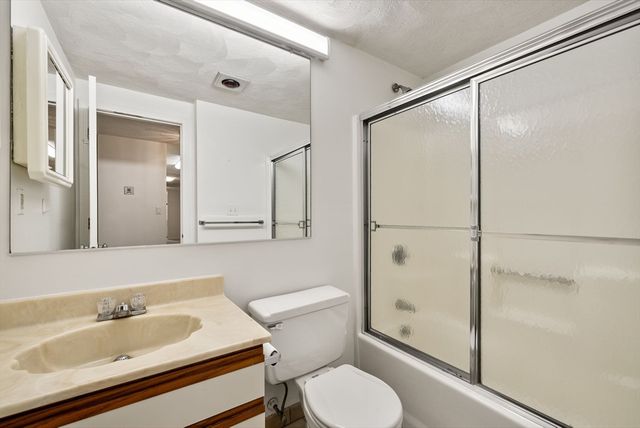 1600 Massachusetts Avenue 205, Cambridge, MA 02138