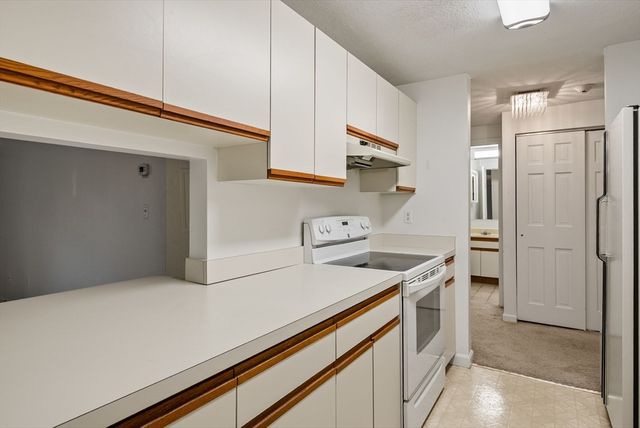 1600 Massachusetts Avenue 205, Cambridge, MA 02138