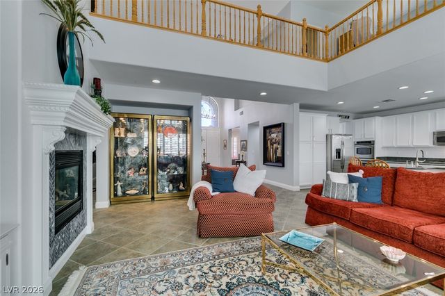 8909 Monte Oro Drive, Las Vegas, NV 89131