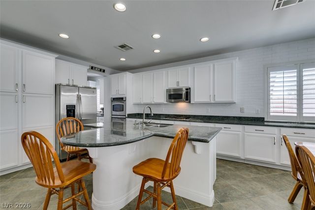 8909 Monte Oro Drive, Las Vegas, NV 89131