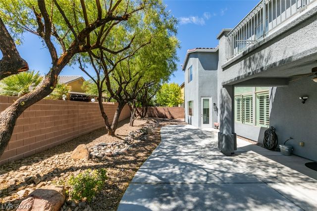 8909 Monte Oro Drive, Las Vegas, NV 89131