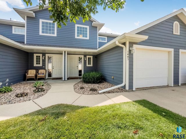 1405 N Conifer Pl Place, Sioux Falls, SD 57107