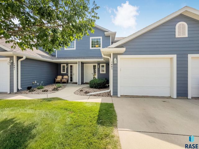 1405 N Conifer Pl Place, Sioux Falls, SD 57107