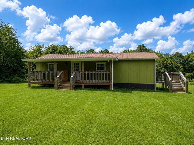 868 Fritzsche Loop, Jamestown, TN 38556