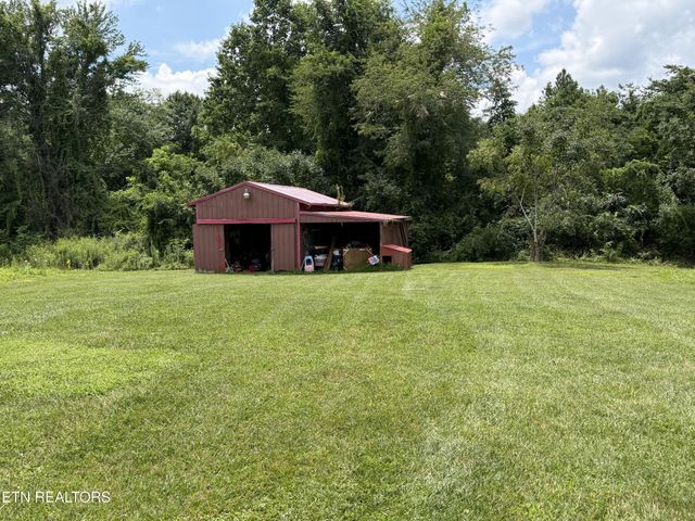 868 Fritzsche Loop, Jamestown, TN 38556