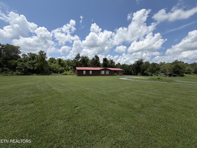 868 Fritzsche Loop, Jamestown, TN 38556