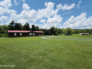868 Fritzsche Loop, Jamestown, TN 38556